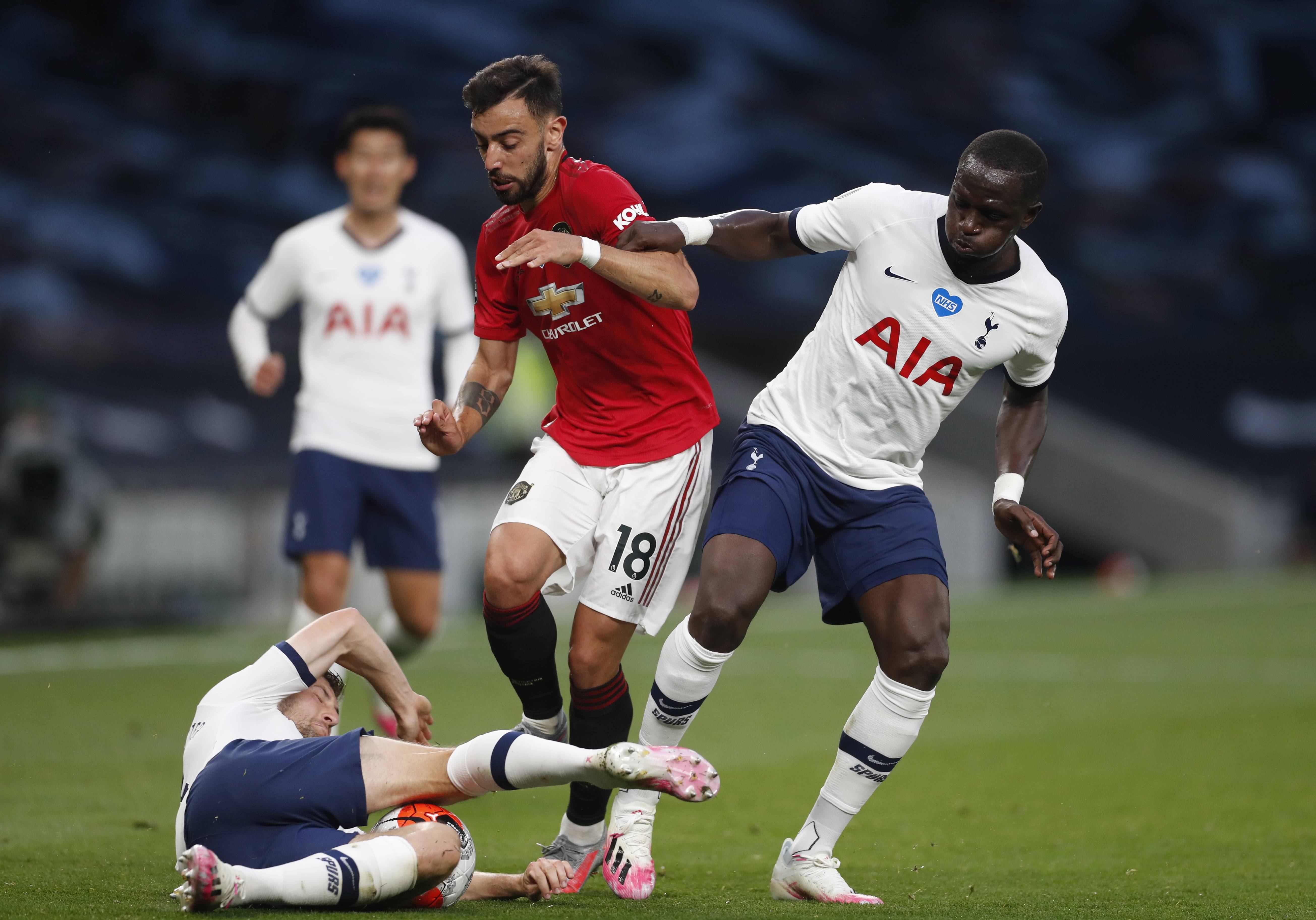 双方阵容分 双方阵容分